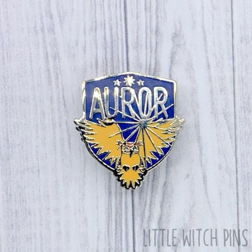 HP ENAMEL PIN | WIZARD POLICE!