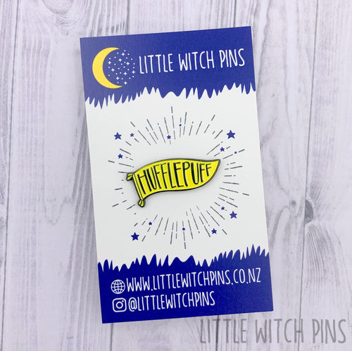 HP ENAMEL PIN | HOUSE FLAG - YELLOW