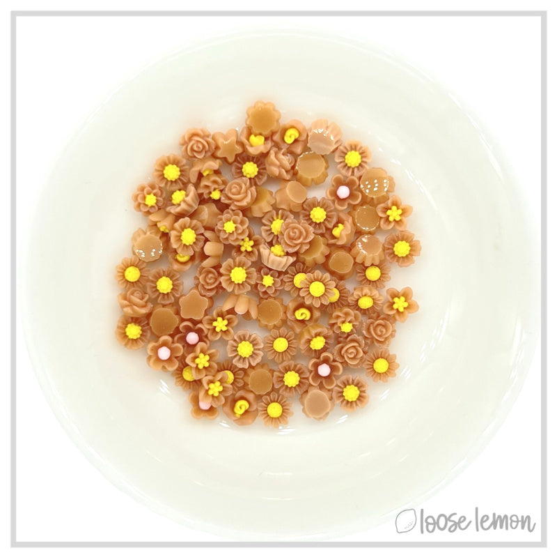 Mini Resin Flowers  | Fawn